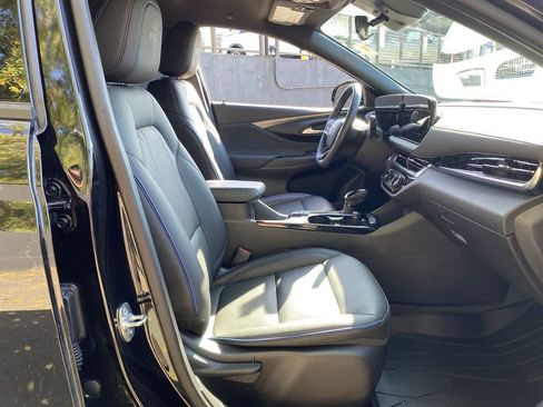 Used 2024 Buick Envista Sport Touring FWD image 18