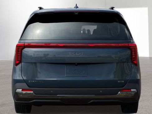 New 2026 Kia Carnival SX image 13
