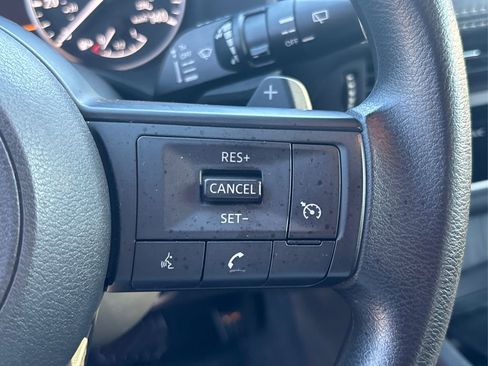 Used 2023 Nissan Rogue S image 24