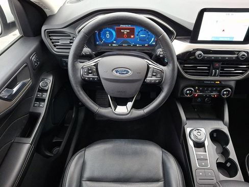 Used 2021 Ford Escape SEL w/ Technology Package image 2