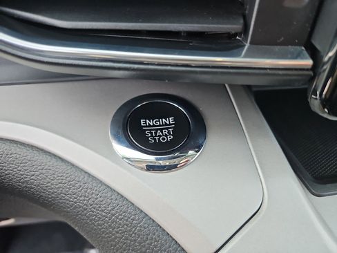 Used 2023 Ford Explorer XLT w/ Equipment Group 202A image 22