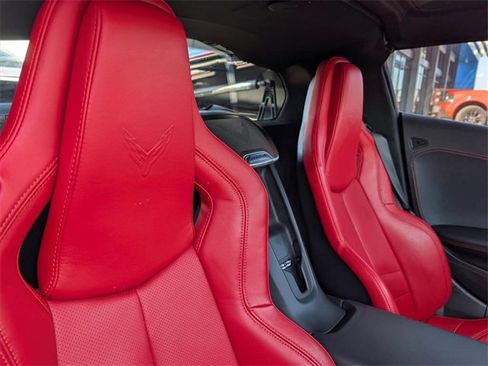 Used 2022 Chevrolet Corvette Stingray Preferred Cpe w/ Battery Protection Package image 22