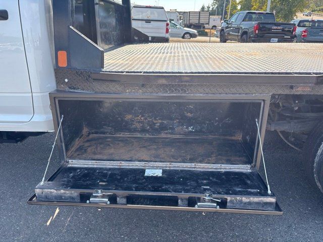 Used 2024 RAM 5500 Tradesman w/ Chrome Appearance Group AWD/4WD image 30