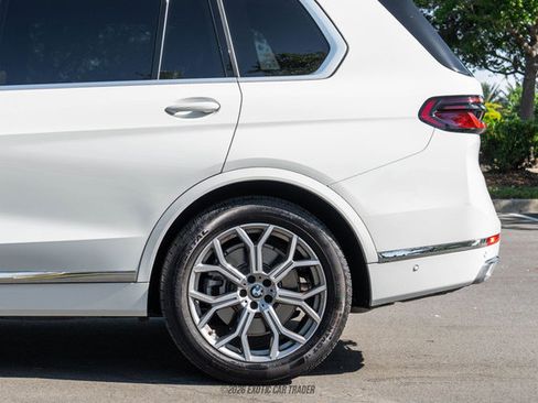 Used 2024 BMW X7 xDrive40i AWD/4WD image 5