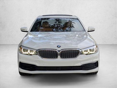 Used 2019 BMW 540i w/ Convenience Package RWD image 2