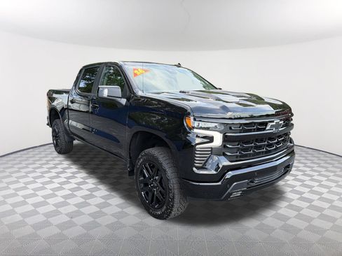 Used 2026 Chevrolet Silverado 1500 LT Trail Boss AWD/4WD image 3