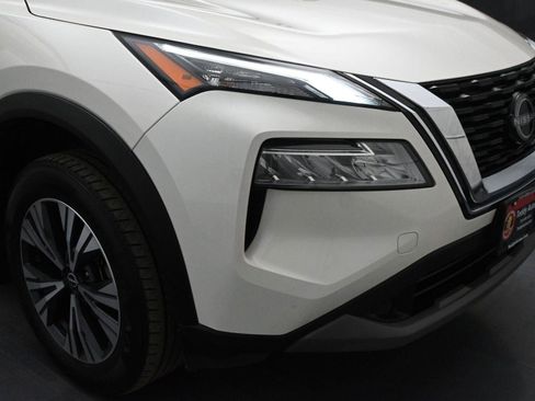Used 2023 Nissan Rogue SV AWD/4WD image 17