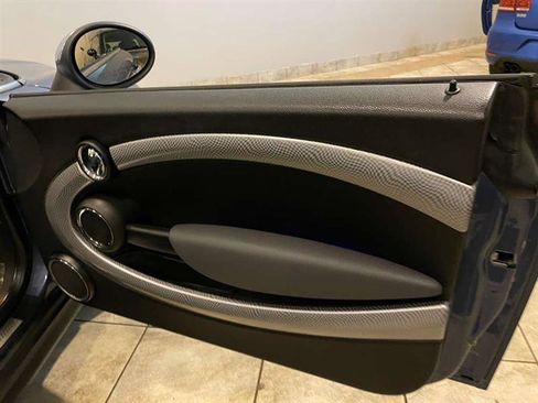 Used 2010 MINI Cooper S image 23
