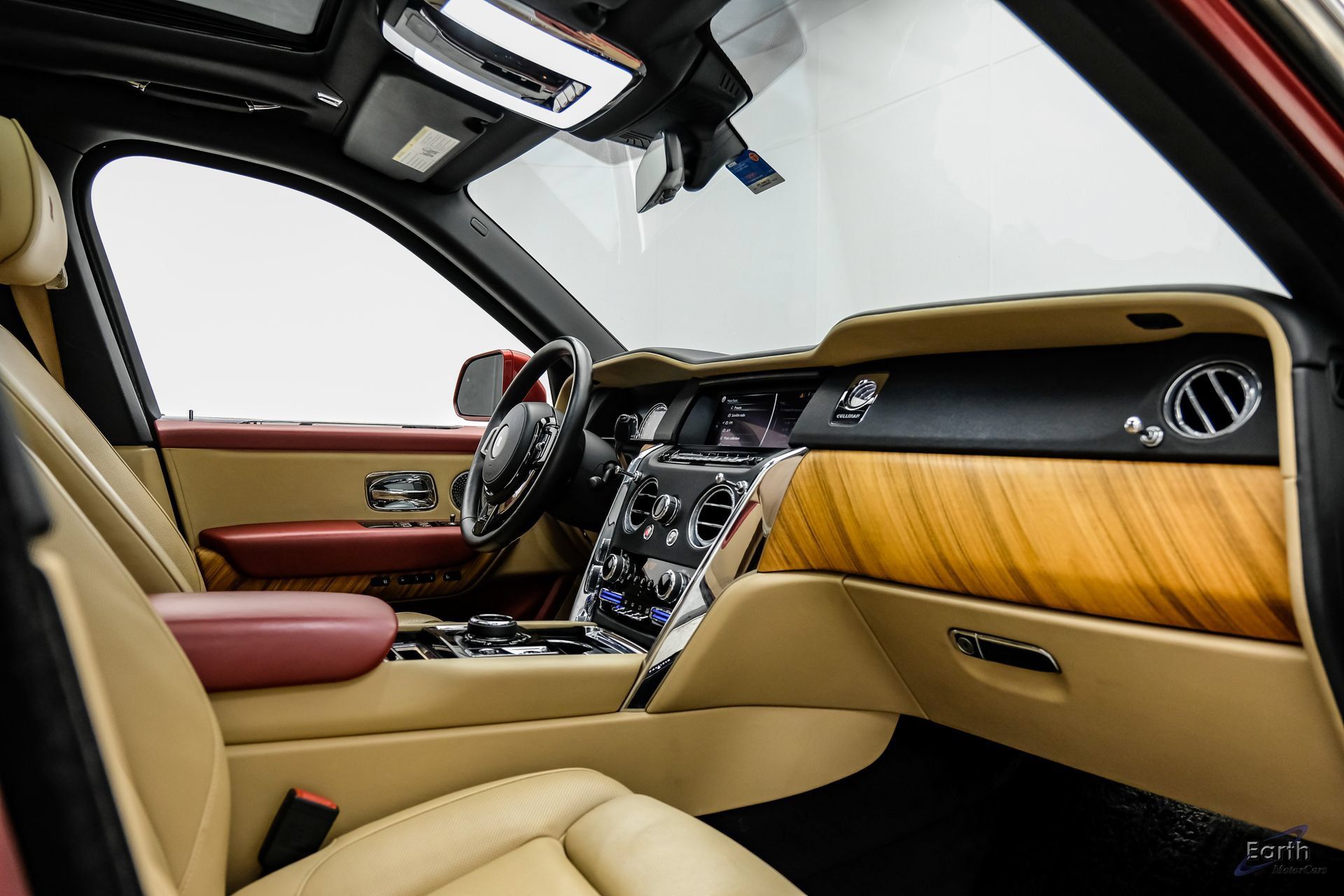 Used 2019 Rolls-Royce Cullinan AWD/4WD image 55