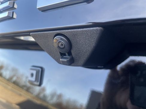 New 2025 Ford Expedition Active image 12