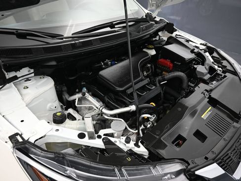 Used 2022 Nissan Rogue Sport SV w/ Technology Package AWD/4WD image 45