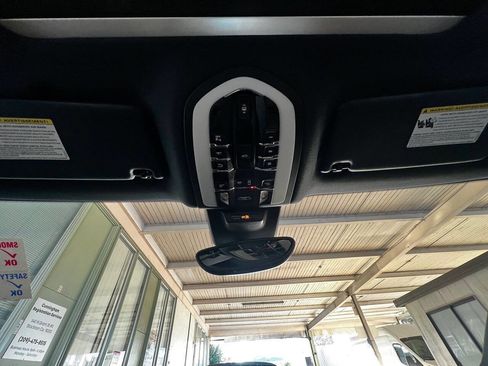 Used 2017 Porsche Macan GTS image 23