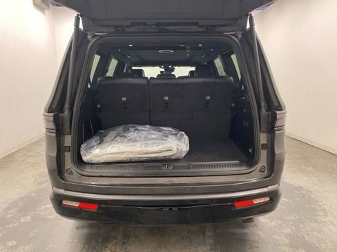 New 2026 Jeep Grand Wagoneer Limited w/ Premium Group II image 32