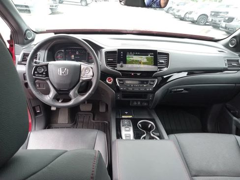 Used 2024 Honda Passport Black Edition image 29
