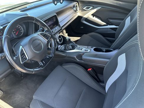 Certified 2019 Chevrolet Camaro LT w/ Technology Package image 22