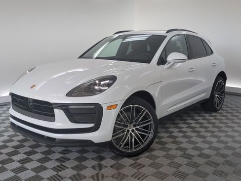 New 2026 Porsche Macan AWD/4WD image 1