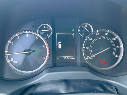 Certified 2023 Lexus GX 460 Premium w/ Premium Package AWD/4WD image 14