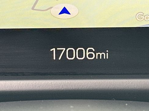 Used 2025 GMC Acadia Elevation image 29