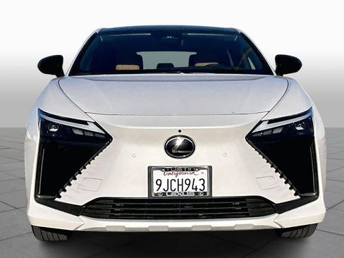 Used 2023 Lexus RZ 450e Premium image 3