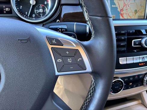 Used 2015 Mercedes-Benz ML 350 4MATIC image 24