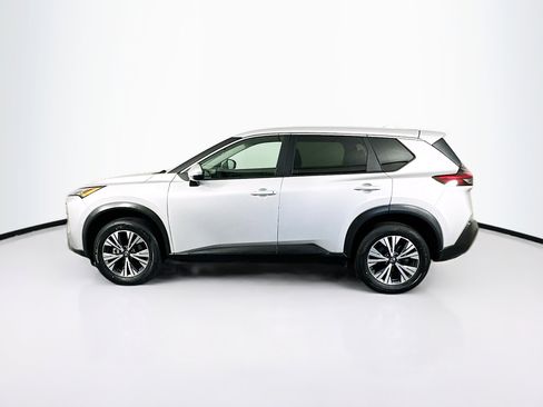 Used 2022 Nissan Rogue SV image 4