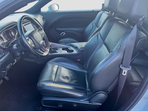 Used 2022 Dodge Challenger SXT w/ Plus Package AWD/4WD image 13