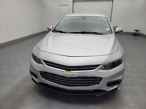 Used 2018 Chevrolet Malibu LT FWD image 15
