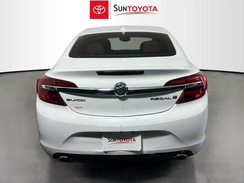 Used 2015 Buick Regal image 5