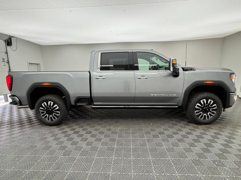 New 2026 GMC Sierra 2500 Denali Ultimate AWD/4WD image 9