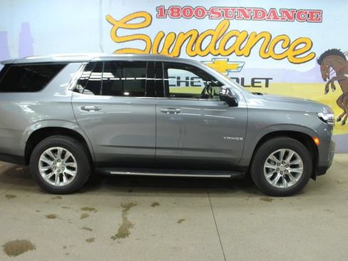 Used 2021 Chevrolet Tahoe Premier AWD/4WD image 1