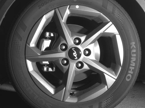 Used 2025 Kia K4 LXS image 12