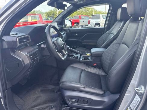 Certified 2024 Toyota Tacoma TRD Off-Road w/ TRD Off Road Premium Package AWD/4WD image 11
