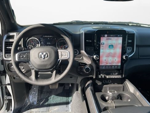 New 2026 RAM 1500 Big Horn AWD/4WD image 10