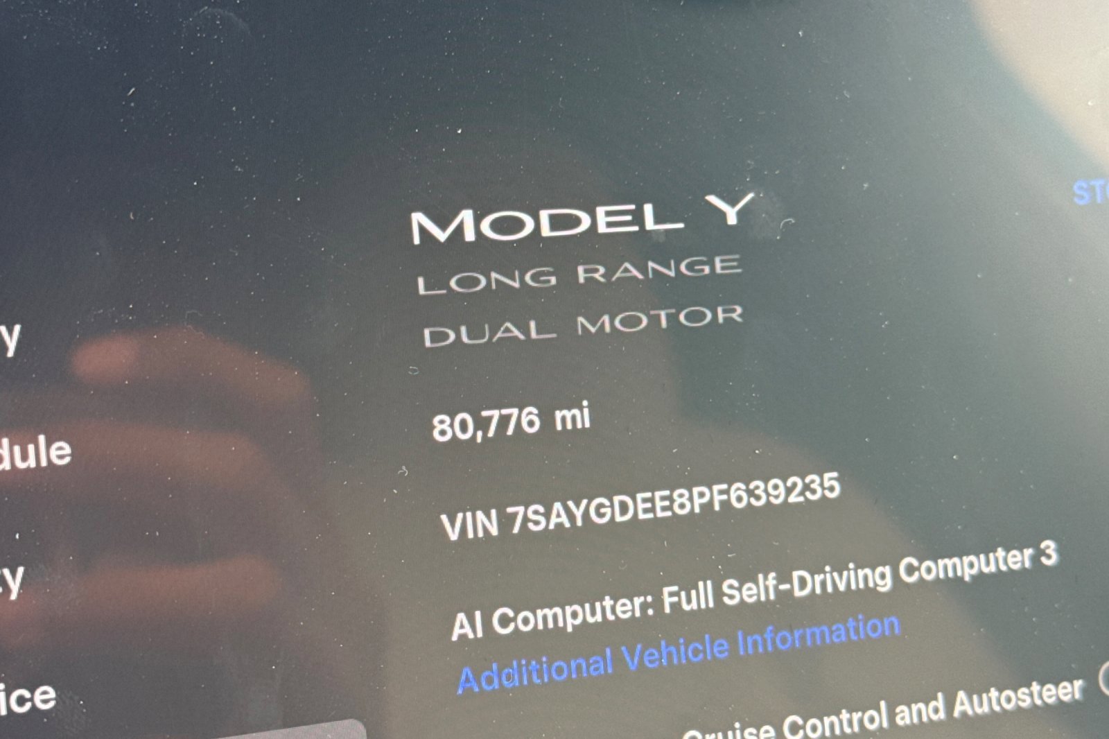 Used 2023 Tesla Model Y Long Range AWD/4WD image 24