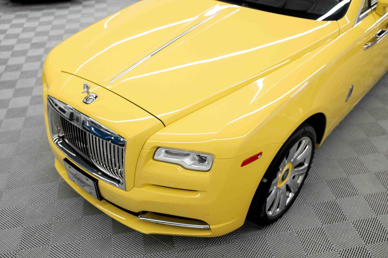 Used 2017 Rolls-Royce Dawn RWD image 63