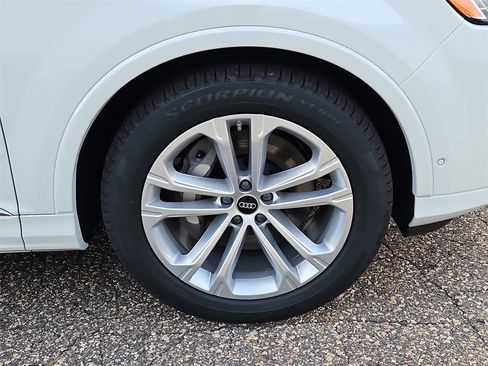 New 2026 Audi Q7 3.0T Premium Plus image 4