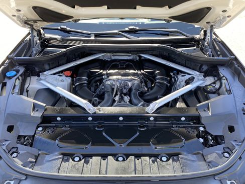 Used 2019 BMW X5 xDrive50i w/ Executive Package image 22