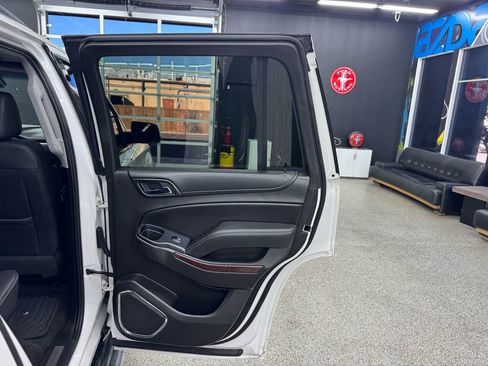 Used 2018 GMC Yukon SLT w/ Open Road Package image 16