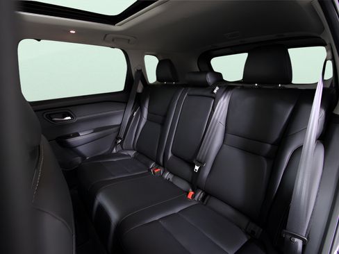 Used 2024 Nissan Rogue SL w/ SL Premium Package FWD image 27
