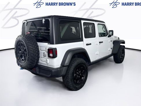 Used 2023 Jeep Wrangler Unlimited w/ Cold Weather Group AWD/4WD image 30