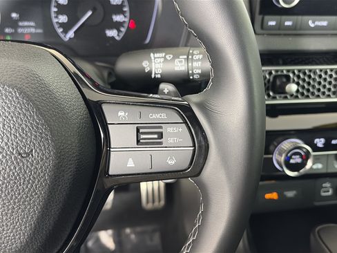 Used 2023 Honda Civic Sport image 27