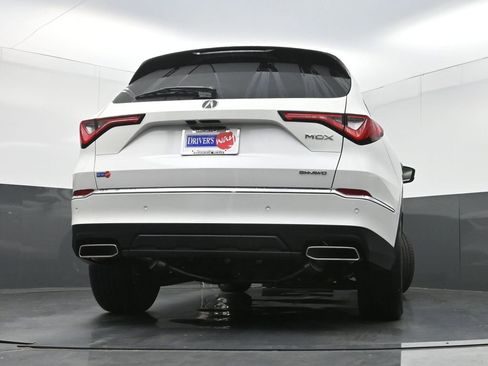 Used 2023 Acura MDX SH-AWD w/ Advance Package image 37