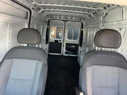 Used 2021 RAM ProMaster 2500 FWD image 21