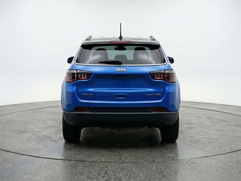 Used 2025 Jeep Compass Limited AWD/4WD image 7