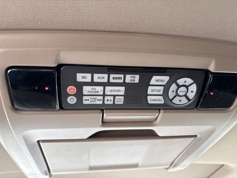 Used 2018 Honda Pilot Elite image 19