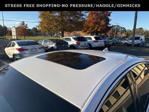 Used 2020 Ford Fusion Titanium image 14