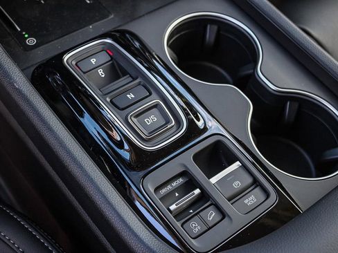 New 2026 Honda Pilot Touring image 15