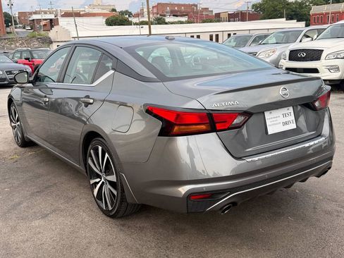 Used 2020 Nissan Altima 2.5 SR FWD image 8