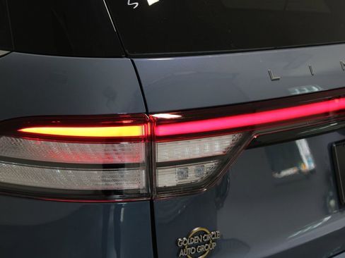 New 2026 Lincoln Aviator Reserve w/ Illumination Package RWD image 52