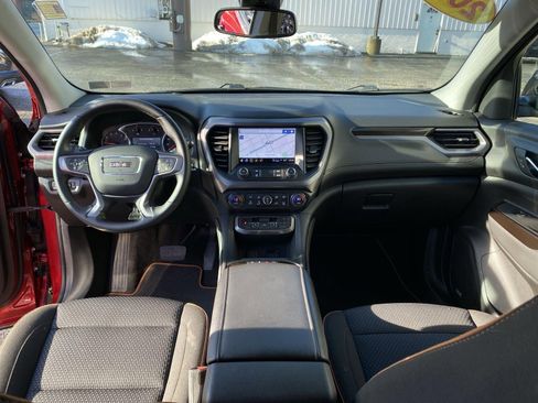 Used 2023 GMC Acadia AT4 image 12